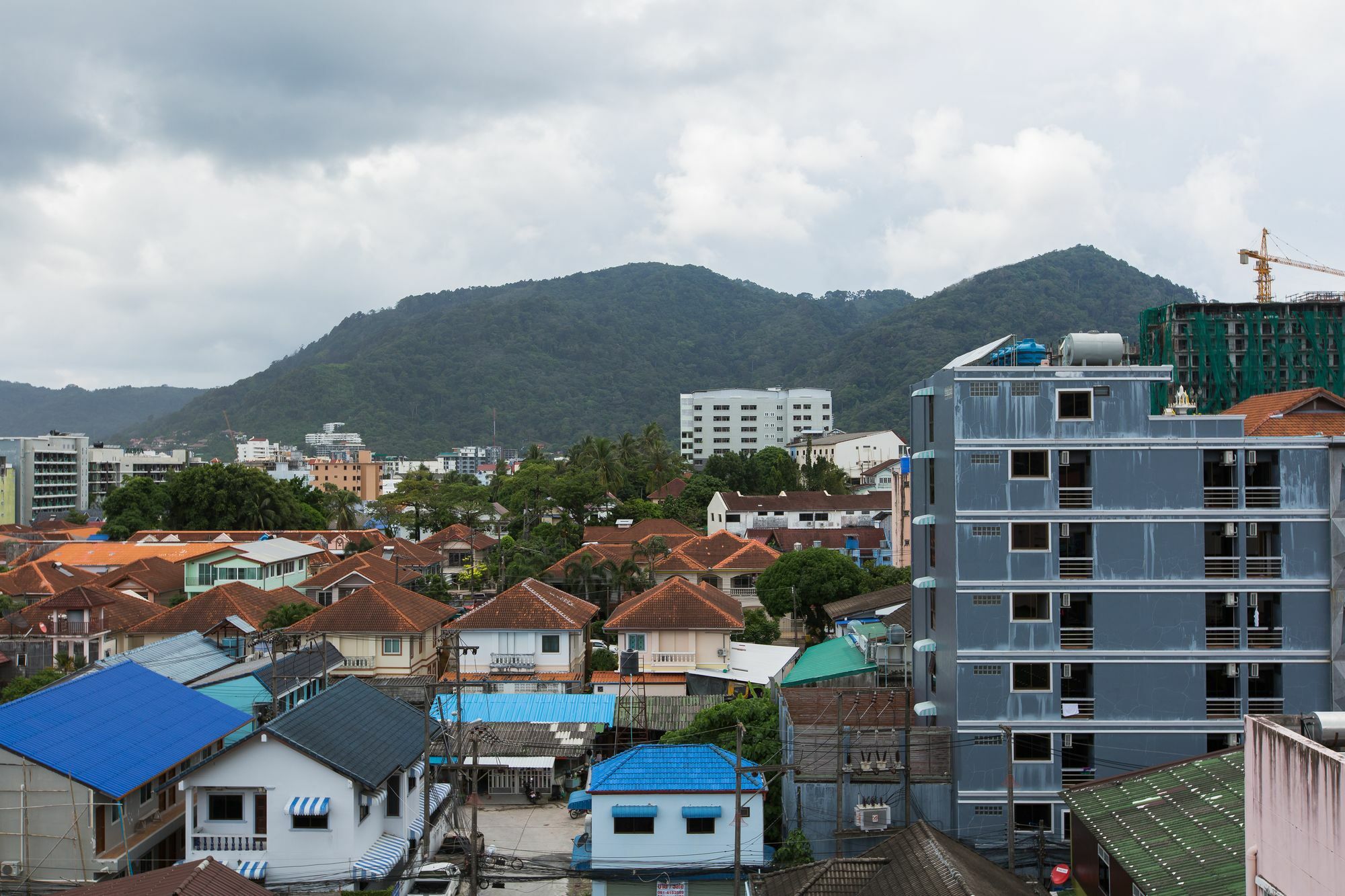 Готель Magnific Patong Екстер'єр фото